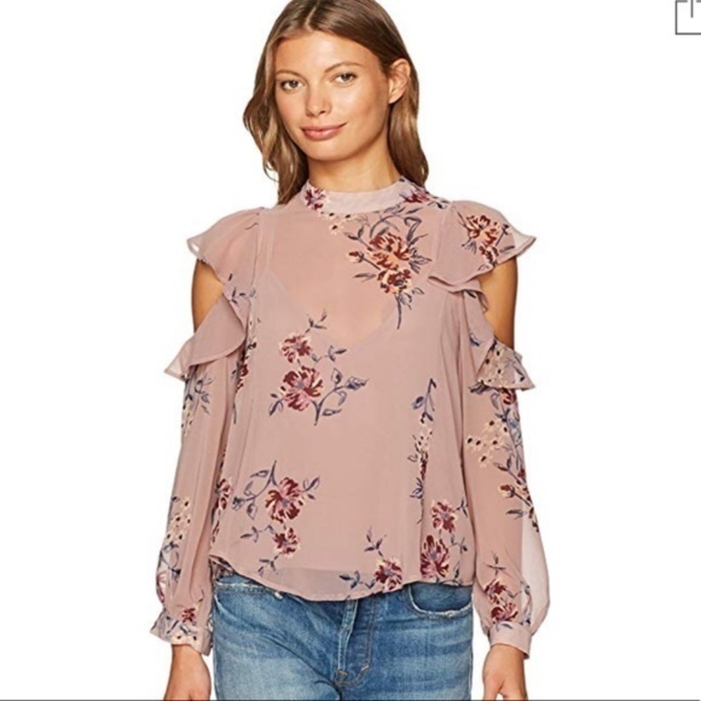 🌺ASTR the Label Chantelle Cold Shoulder Floral Top - luxury brand. Nordstrom